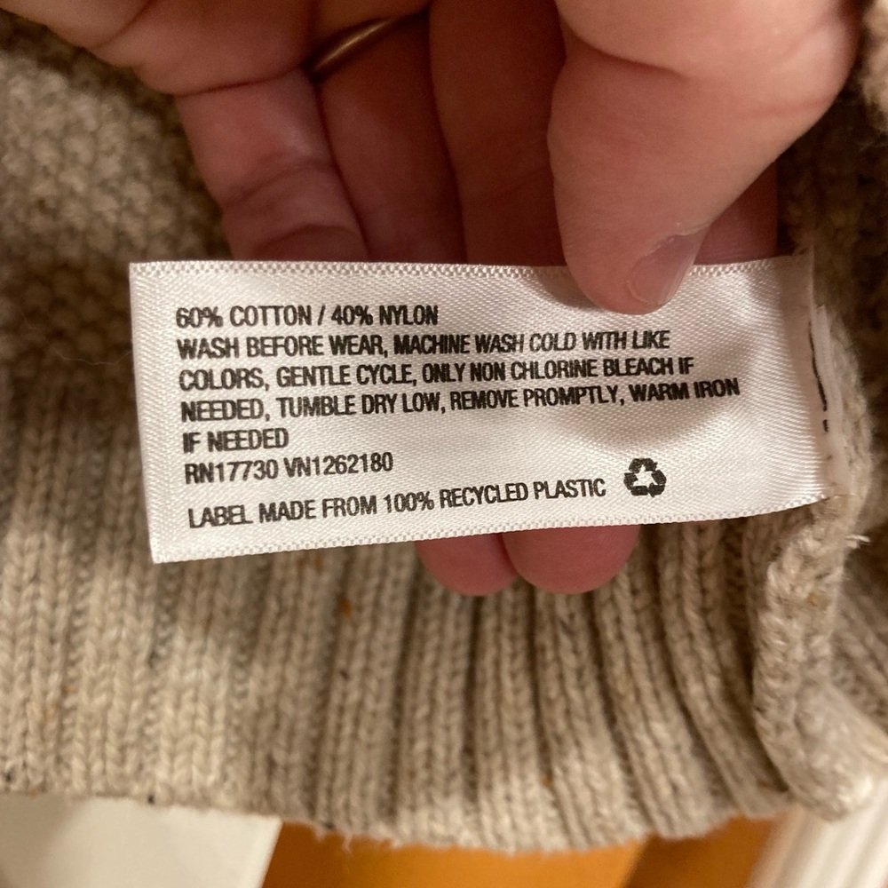 2T cream knit sweater, VGUC. - Picture 5 of 8